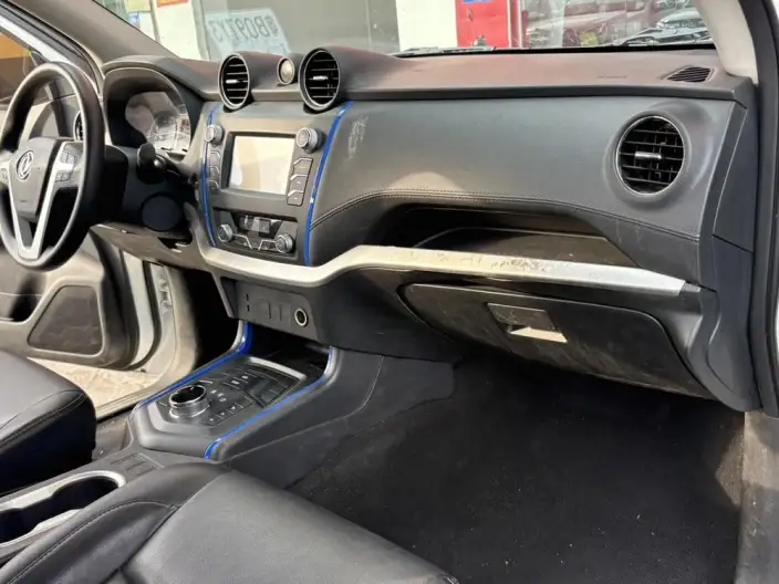 Ruiqi 6 EV 2023 Model Standard Edition 350km – фото 8