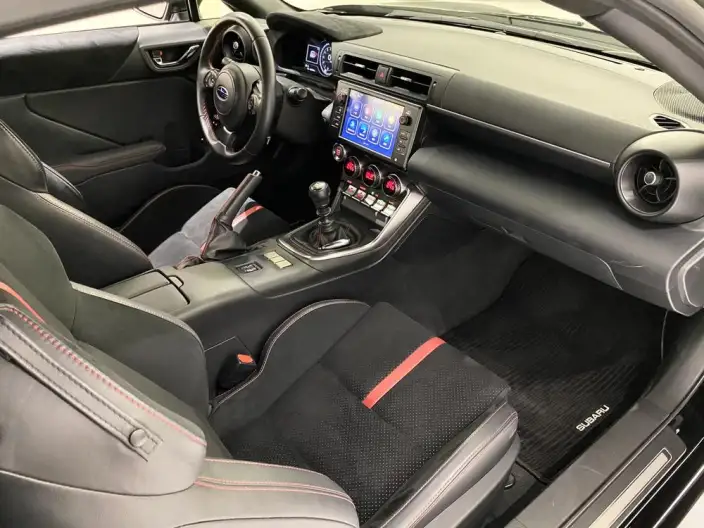 Subaru BRZ 2022 Model 2.4L Manual Edition – фото 5