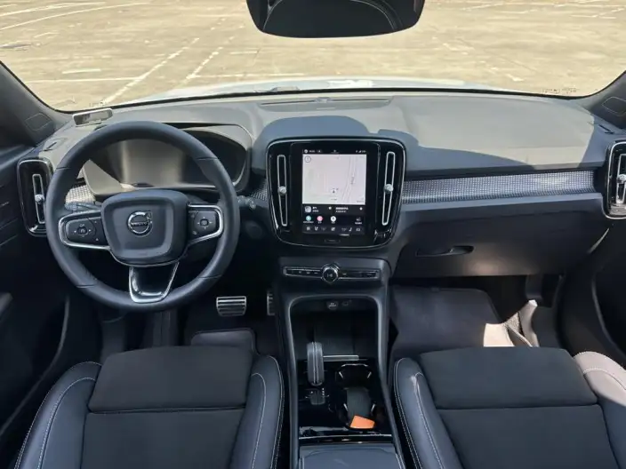 Volvo XC40 EV 2022 Model Long Battery Life Pro Edition PRO – фото 10