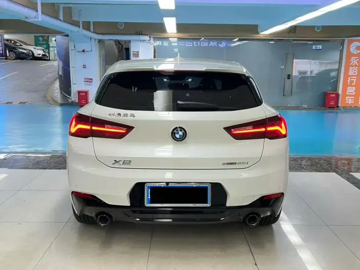 BMW X2 2022 Model sDrive25i Night Edition Edition – фото 5
