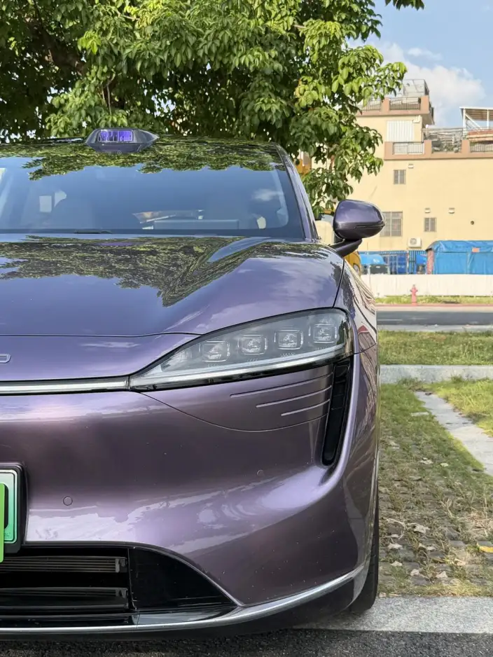 Luxeed R7 2024 Model Extended Range 37kWh Max Rear Drive Edition – фото 10