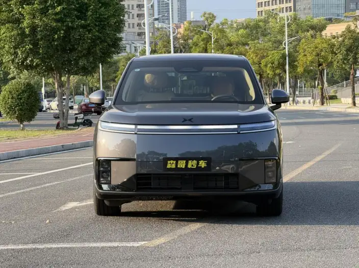 XPENG GX 2026 Model Extended Range 1585 4WD Ultra SE – фото 2