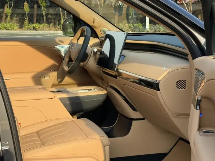 XPENG GX 2026 Model Extended Range 1585 4WD Ultra SE – фото 6
