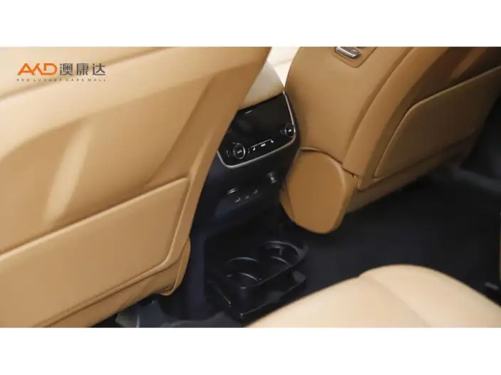 Li Auto ONE 2021 Model Extended Range 6 seat Edition – фото 5