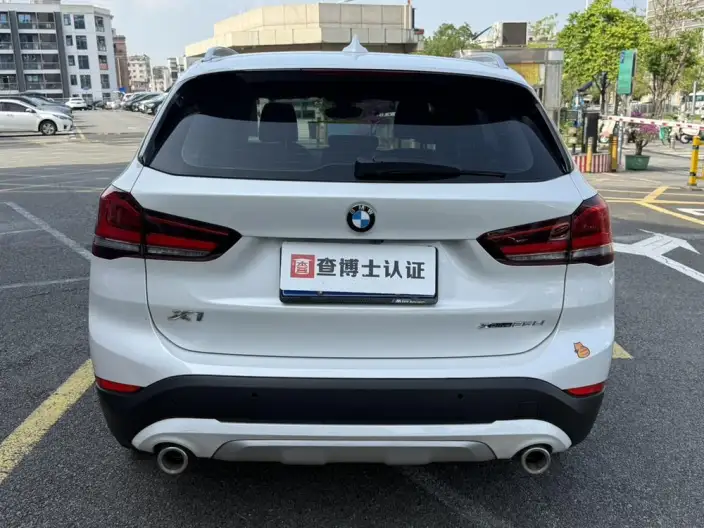 BMW X1 2022 Model xDrive25Li Exclusive Model – фото 5