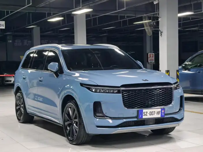Li Auto ONE 2021 Model Extended Range 6 seat Edition – фото 3