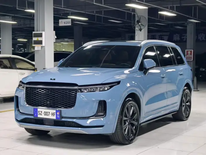 Li Auto ONE 2021 Model Extended Range 6 seat Edition – фото 7