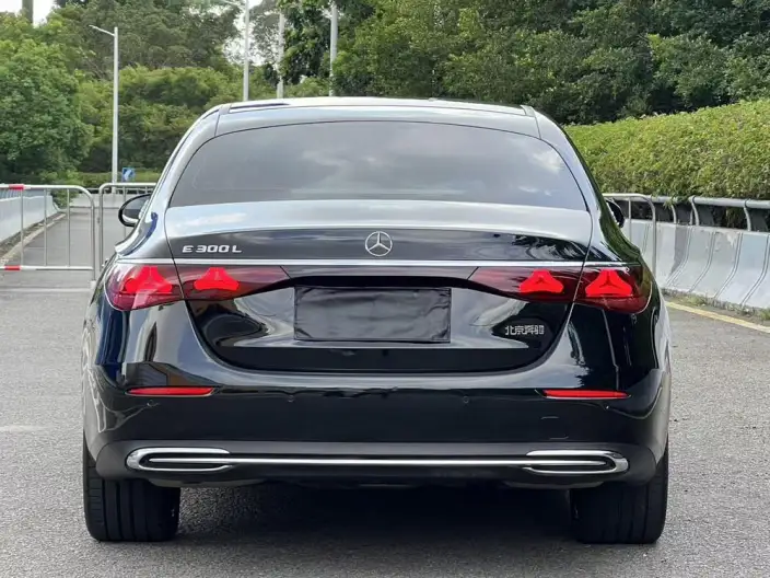 Mercedes-Benz E-Class 2024 Model Facelift E 300 L Fashion Model sedan – фото 6
