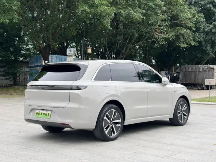 Li Auto L6 2024 Model Pro Edition – фото 7