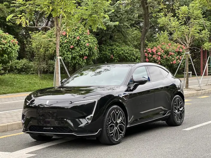 Avita 11 2023 Model 90 degree Luxury Edition