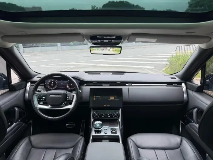 Range Rover 2023 Model 4.4 V8 530PS First Edition Edition – фото 9