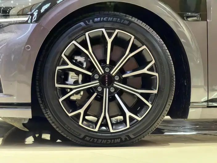 ZEEKR 007GT 2025 Model Rear Drive Smart Driving Edition 75kWh – фото 6