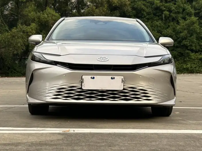 Toyota Camry 2026 Model Hybrid 2.0HGVP Deluxe Edition