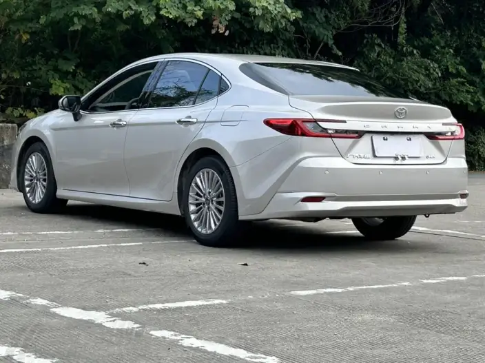 Toyota Camry 2026 Model Hybrid 2.0HGVP Deluxe Edition – фото 5