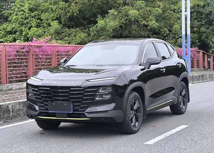 Jetour Dasheng 2025 Model 1.5T DCT Youth UP
