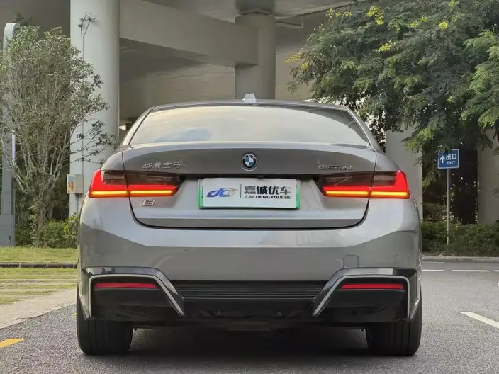 BMW i3 2022 Model eDrive35L – фото 6