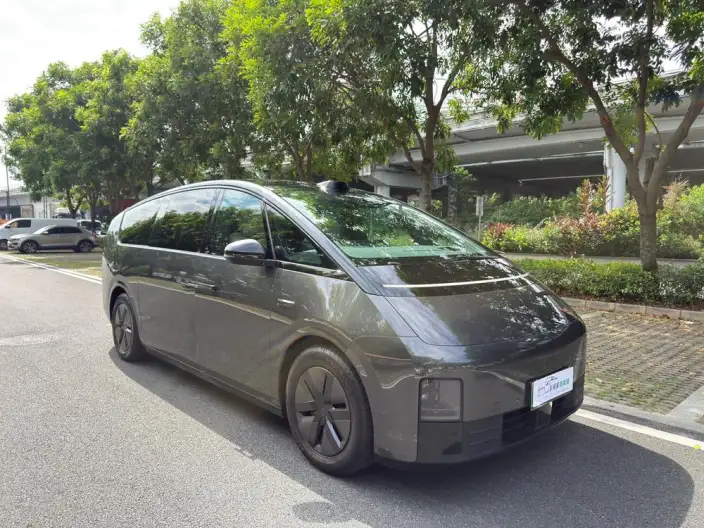 Li Auto MEGA 2024 Model Ultra Edition