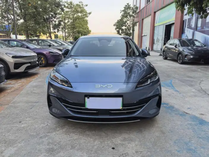 BYD Seal 06 DM 2026 Model Chao Xiang Edition DM-i 210KM Exclusive Model – фото 2