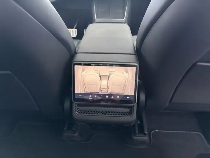 Model Y 2026 Model Rear-wheel drive version – фото 7