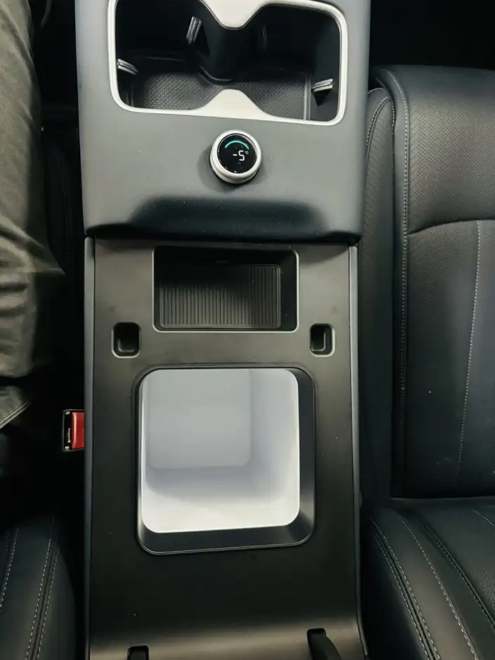 Titan 7 PHEV 2025 Model 190KM 4WD Ultra Edition – фото 9