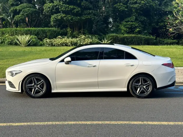 Mercedes-Benz CLA Imported 2021 Model CLA 200 Four-door Coupe