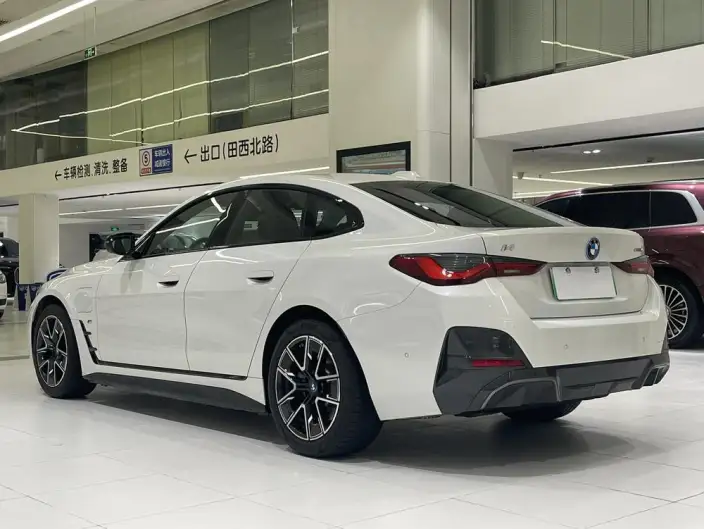 BMW i4 2022 Model eDrive40