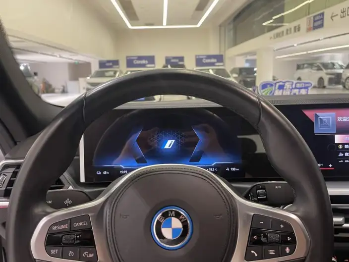 BMW i4 2022 Model eDrive40 – фото 10