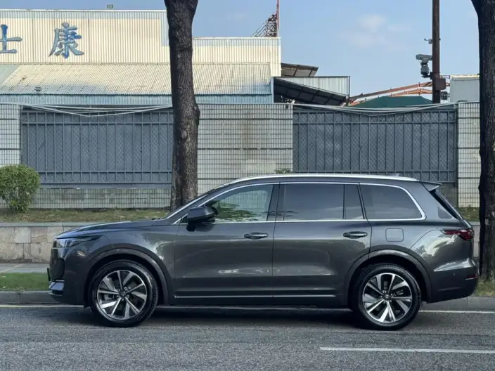 Li Auto ONE 2021 Model Extended Range 6 seat Edition