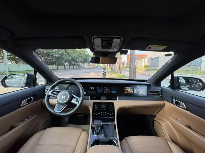 Li Auto ONE 2021 Model Extended Range 6 seat Edition – фото 8