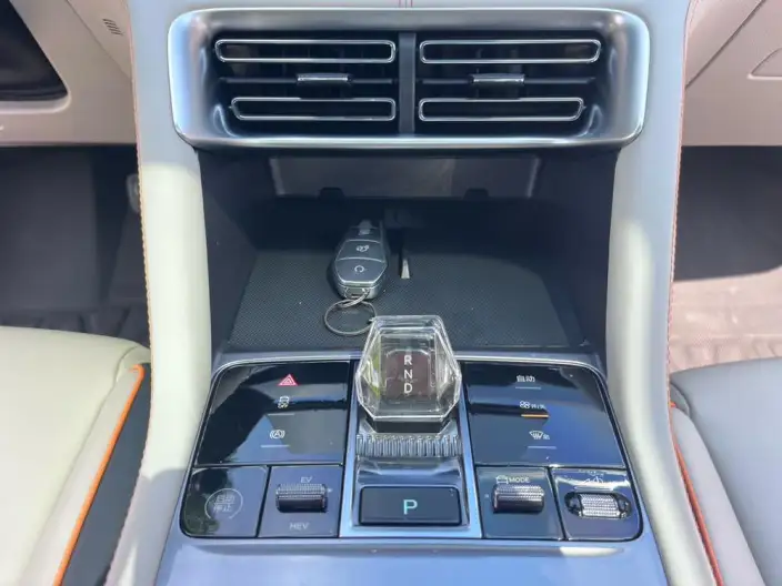 BYD Song PLUS DM 2024 Model DM-i Honor Edition 110KM Flagship Model – фото 8