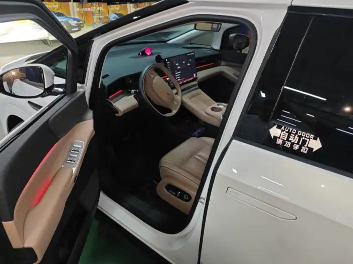 XPeng X9 2025 Model EV 740 Ultra-long Endurance Max – фото 7