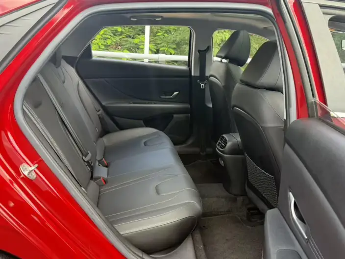 Hyundai Ioniq 2022 Model 1.5L CVT LUX Premium Edition – фото 9