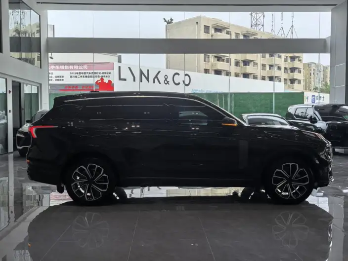 Lynk & Co 09 2024 Model 2.0T 4WD Sports Edition – фото 7