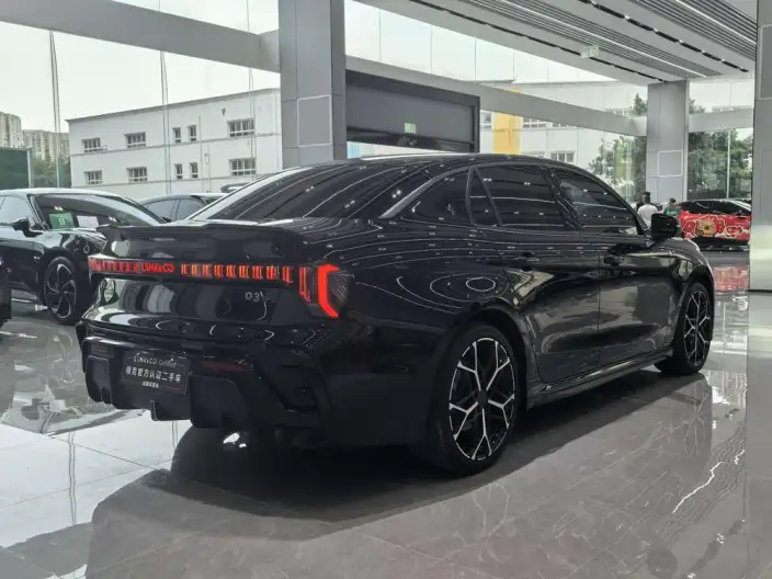 Lynk & Co 03 2023 Model 03+ 2.0TD Automatic Performance Package – фото 7