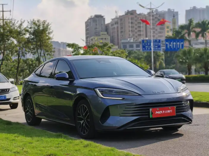 BYD Seal DM 2023 Model DM-i 1.5T 121KM Zunrong Model