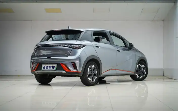 BYD Dolphin 2021 Model Fashion Edition