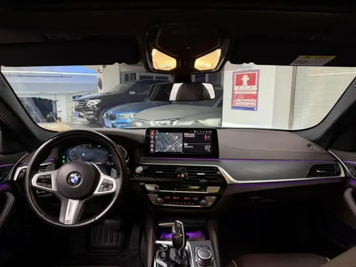 BMW 5 Series 2022 Model Facelift II 530Li Leading Model M Sports Set – фото 5