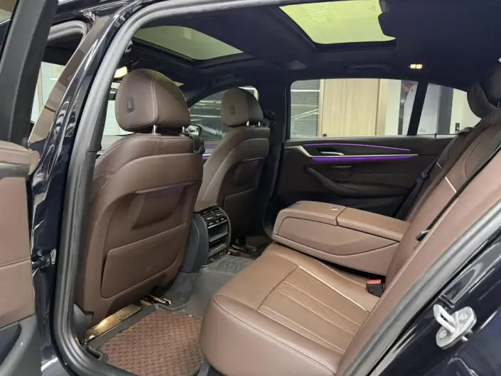 BMW 5 Series 2022 Model Facelift II 530Li Leading Model M Sports Set – фото 9