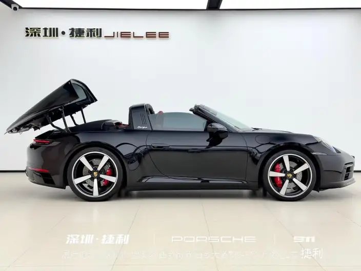 PORSCHE 911 2022 Model Targa 4S 3.0T – фото 5