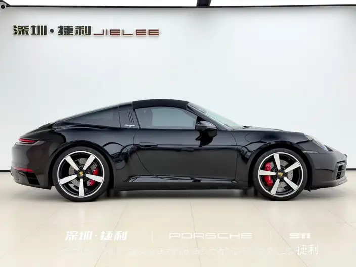 PORSCHE 911 2022 Model Targa 4S 3.0T – фото 9