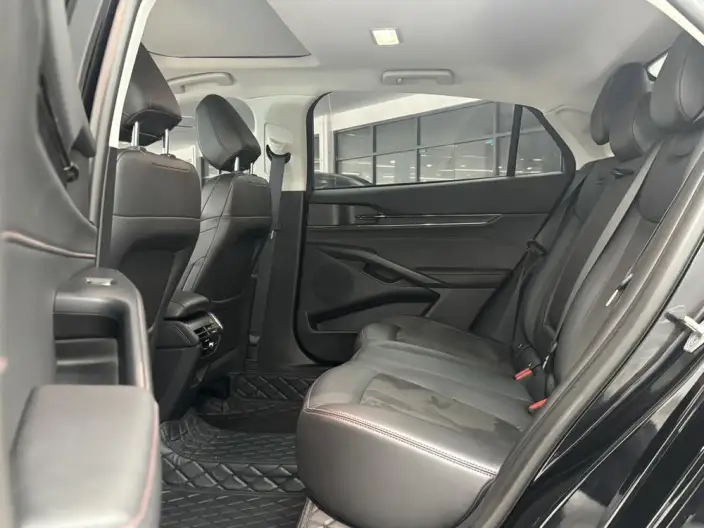 Ford Mondeo 2023 Model EcoBoost 245 Luxury Model – фото 10