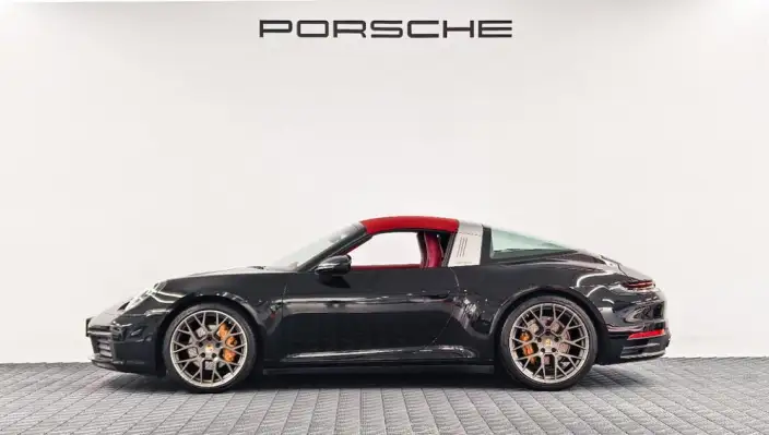 PORSCHE 911 2023 Model Targa 4 3.0T