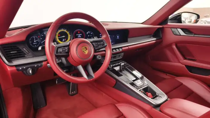 PORSCHE 911 2023 Model Targa 4 3.0T – фото 7