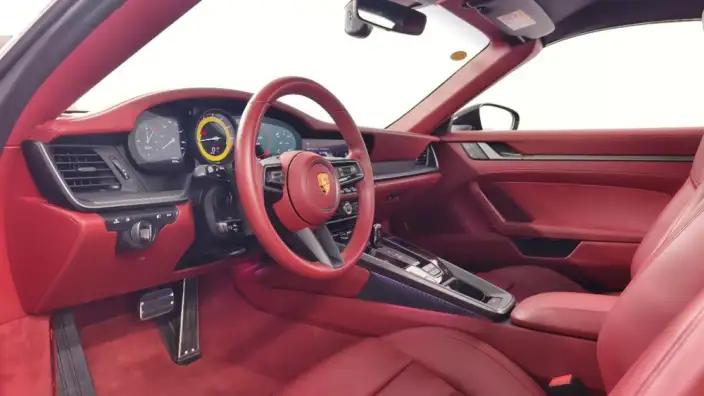 PORSCHE 911 2023 Model Targa 4 3.0T – фото 10