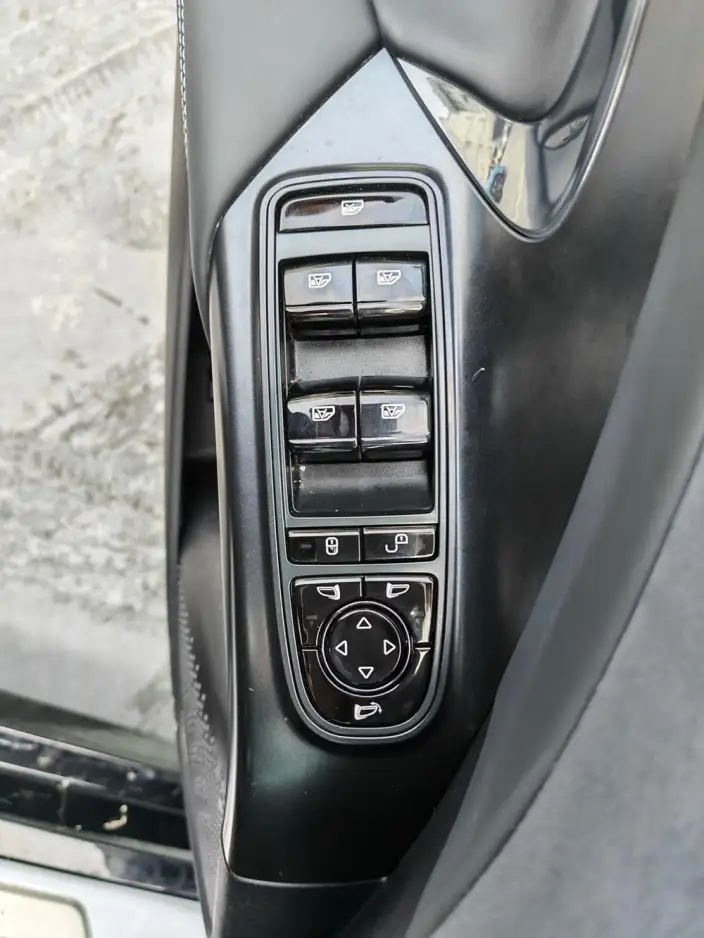 BYD Seal 2022 Model 550KM Standard Battery Life Rear Drive Edition Noble Model – фото 8