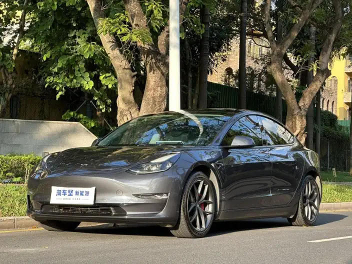 Model 3 2022 Model Performance High performance All-wheel drive version