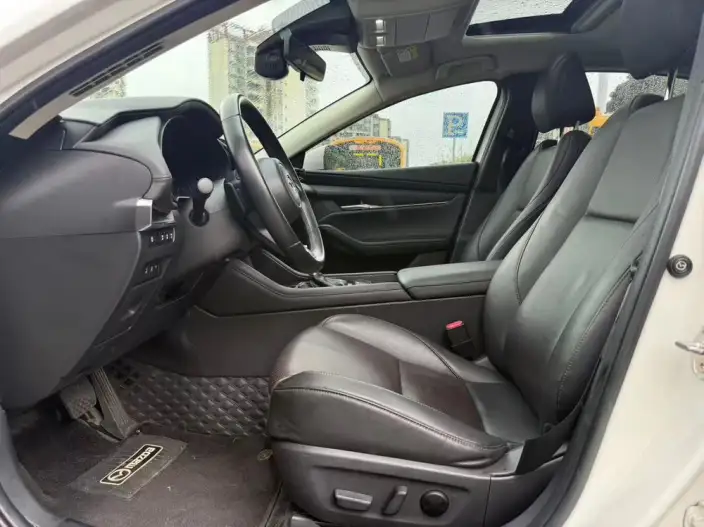 Mazda3 Axela 2022 Model 2.0L Automatic Zhi Shine Edition – фото 8