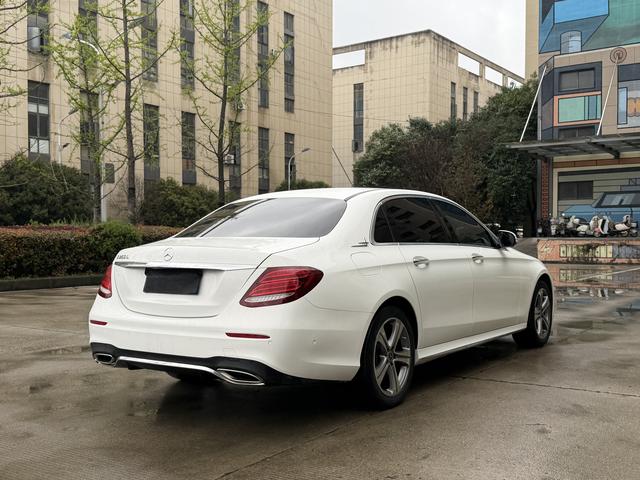 Mercedes-Benz E-Class 2019 E 260 L Sport – фото 7