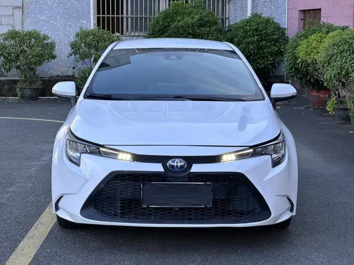 Toyota Levin 2022 Model Hybrid 1.8H E-CVT Deluxe Edition