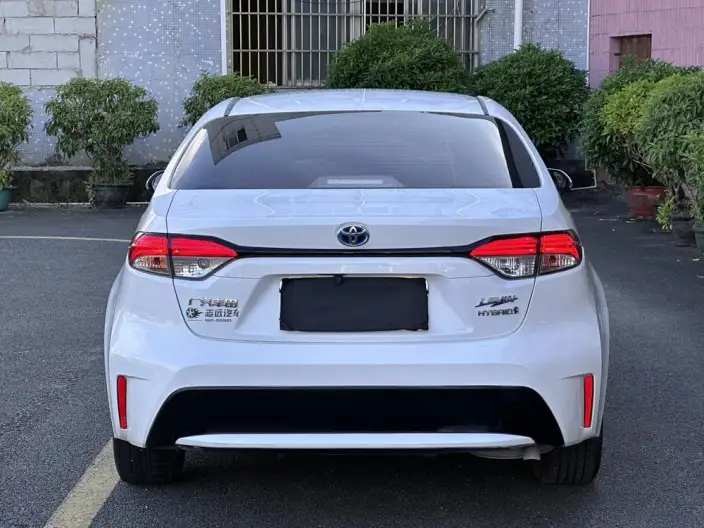 Toyota Levin 2022 Model Hybrid 1.8H E-CVT Deluxe Edition